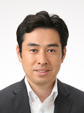 永濱 利廣 氏
